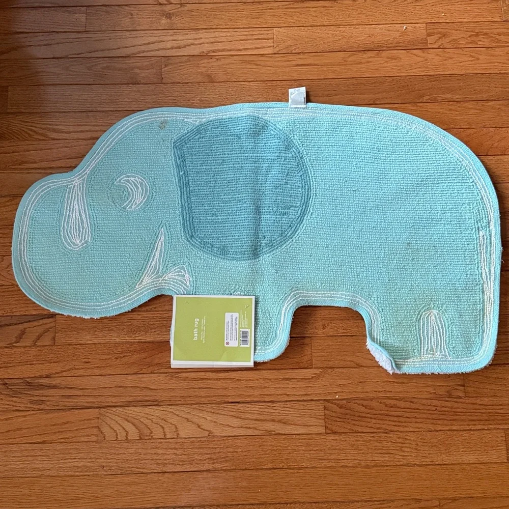 Circo Aqua and Teal Elephant Rug